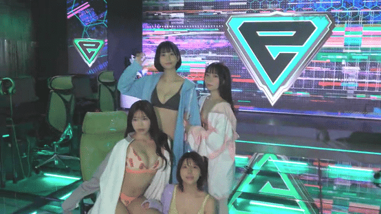 “ゲーマー界”から美女が4人イッキに初登場?